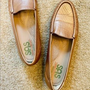 SAS casual loafers